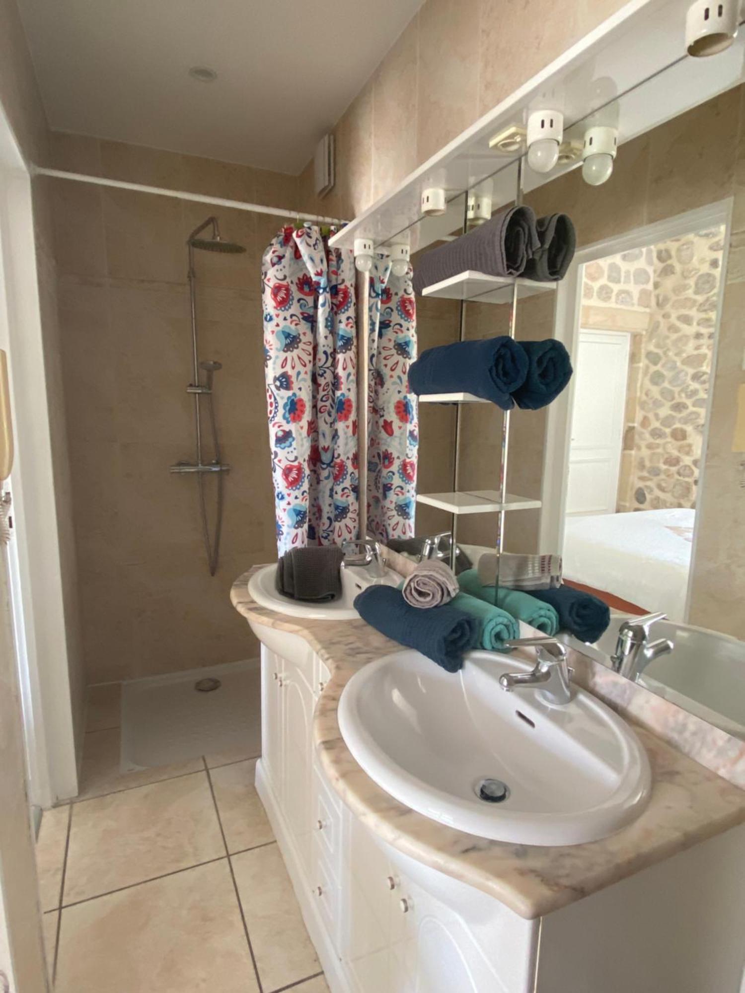 Domaine Les Buis Bed & Breakfast Saint-Fortunat-sur-Eyrieux Dış mekan fotoğraf