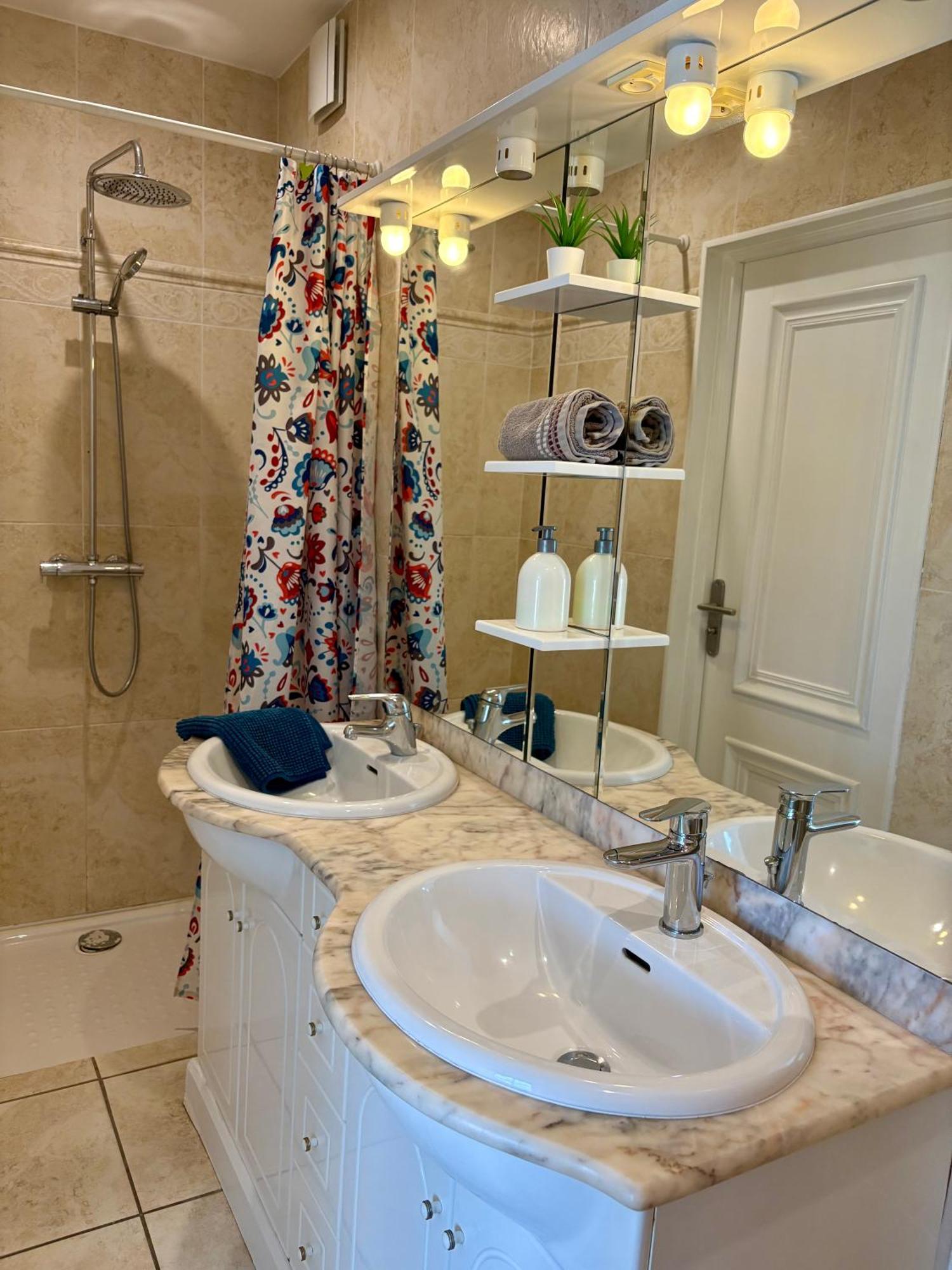 Domaine Les Buis Bed & Breakfast Saint-Fortunat-sur-Eyrieux Dış mekan fotoğraf