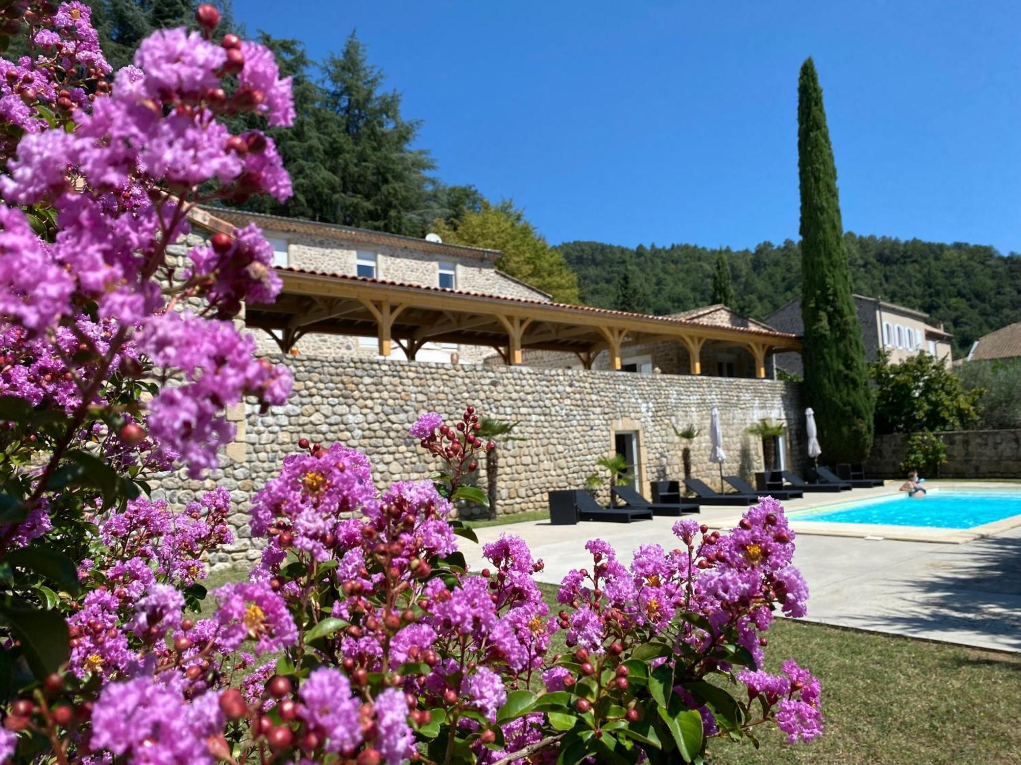 Domaine Les Buis Bed & Breakfast Saint-Fortunat-sur-Eyrieux Dış mekan fotoğraf